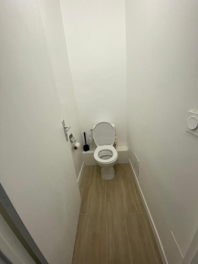 Grand Appartement Courbevoie Paris Exterior photo
