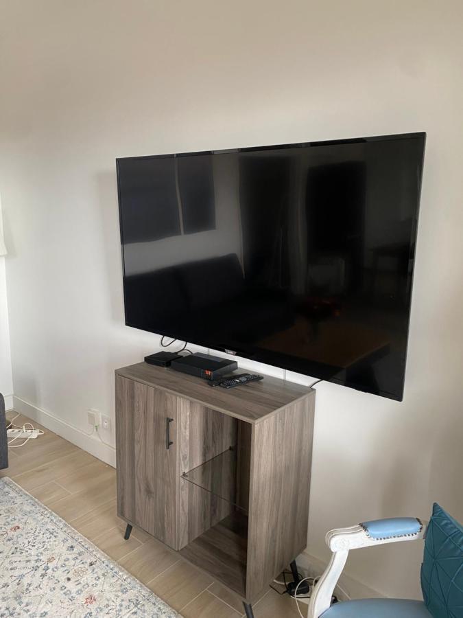 Grand Appartement Courbevoie Paris Exterior photo